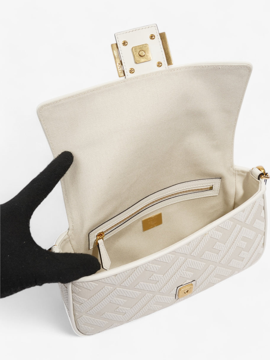Fendi Baguette White Fabric Image 7