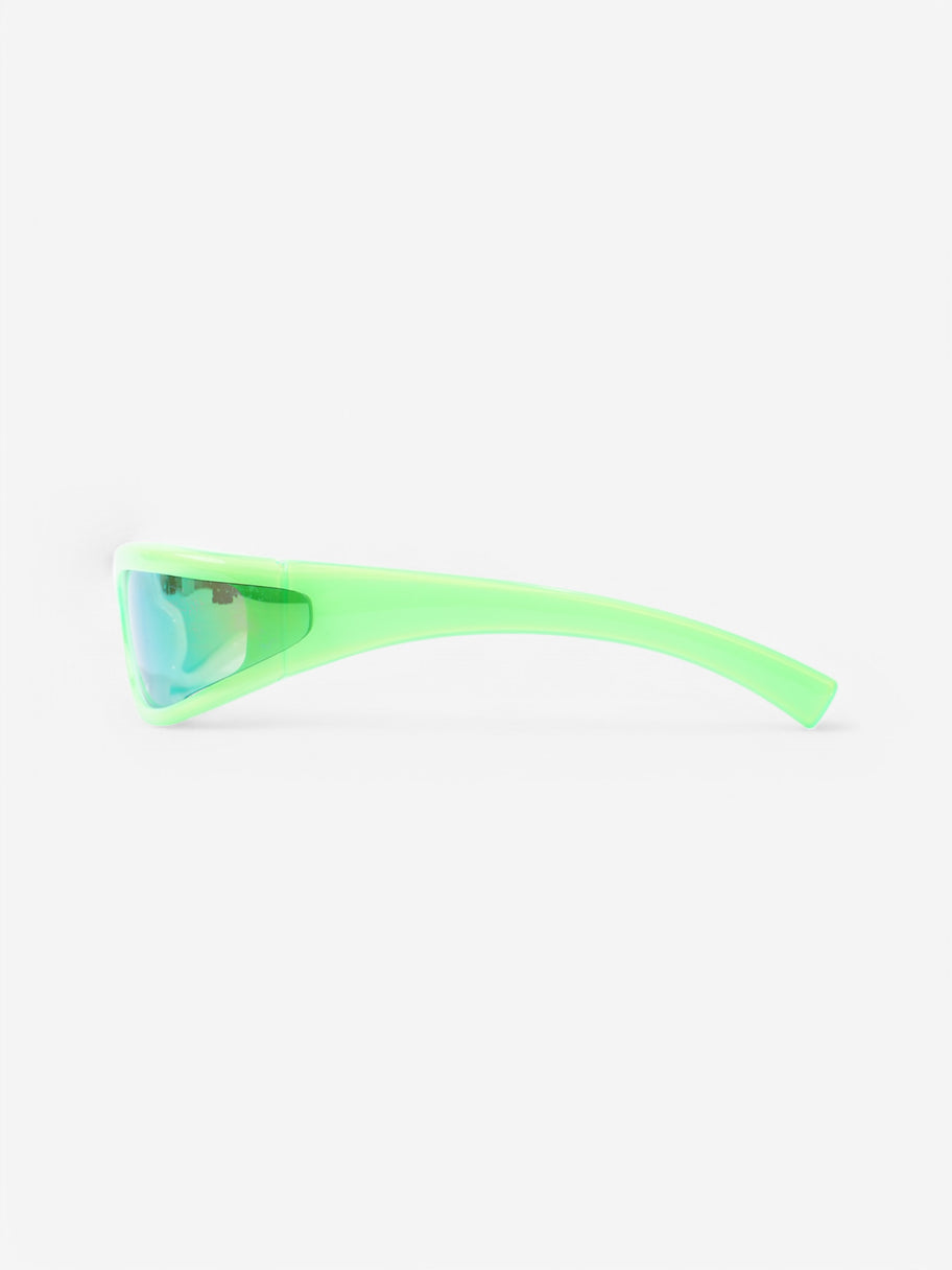 Bottega Veneta Oval Sunglasses Fluorescent Green / White Acetate 130mm Image 2