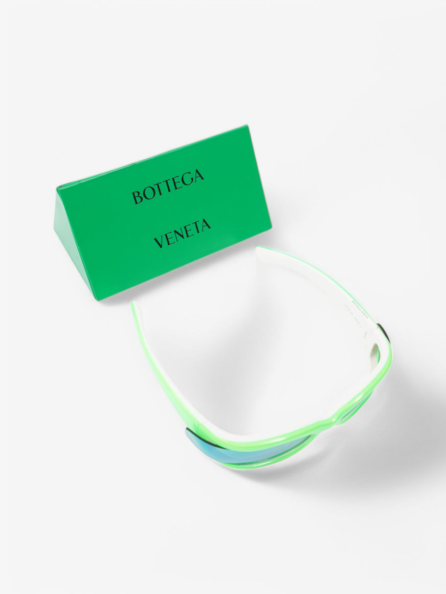 Bottega Veneta Oval Sunglasses Fluorescent Green / White Acetate 130mm Image 7