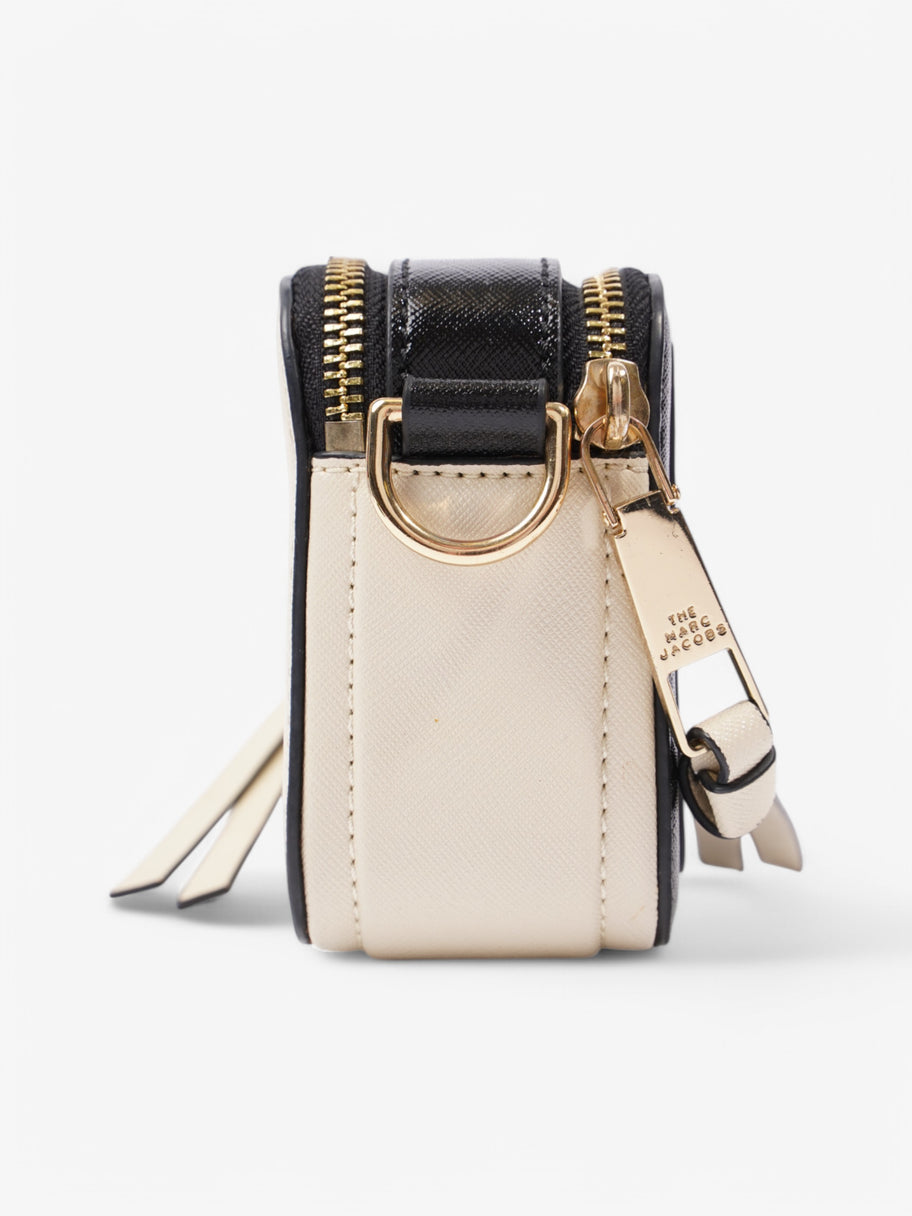 Marc Jacobs Snapshot Bag Cream / Black Leather Image 3