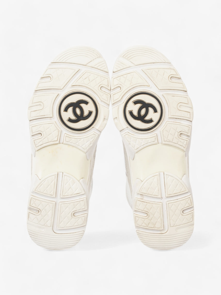 Chanel CC Logo Sneakers White  Suede EU 39 UK 6 Image 7