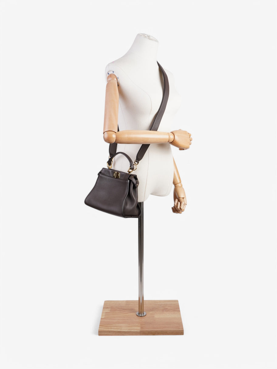 Fendi Peekaboo Brown Leather Image 2