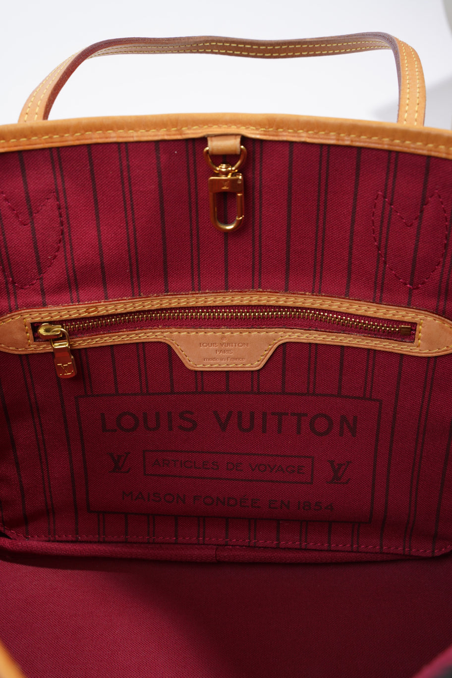 Neverfull Monogram Coated Canvas PM Image 9