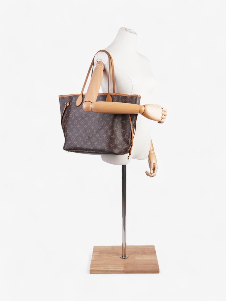 Louis Vuitton Neverfull Monogram Coated Canvas MM Image 2