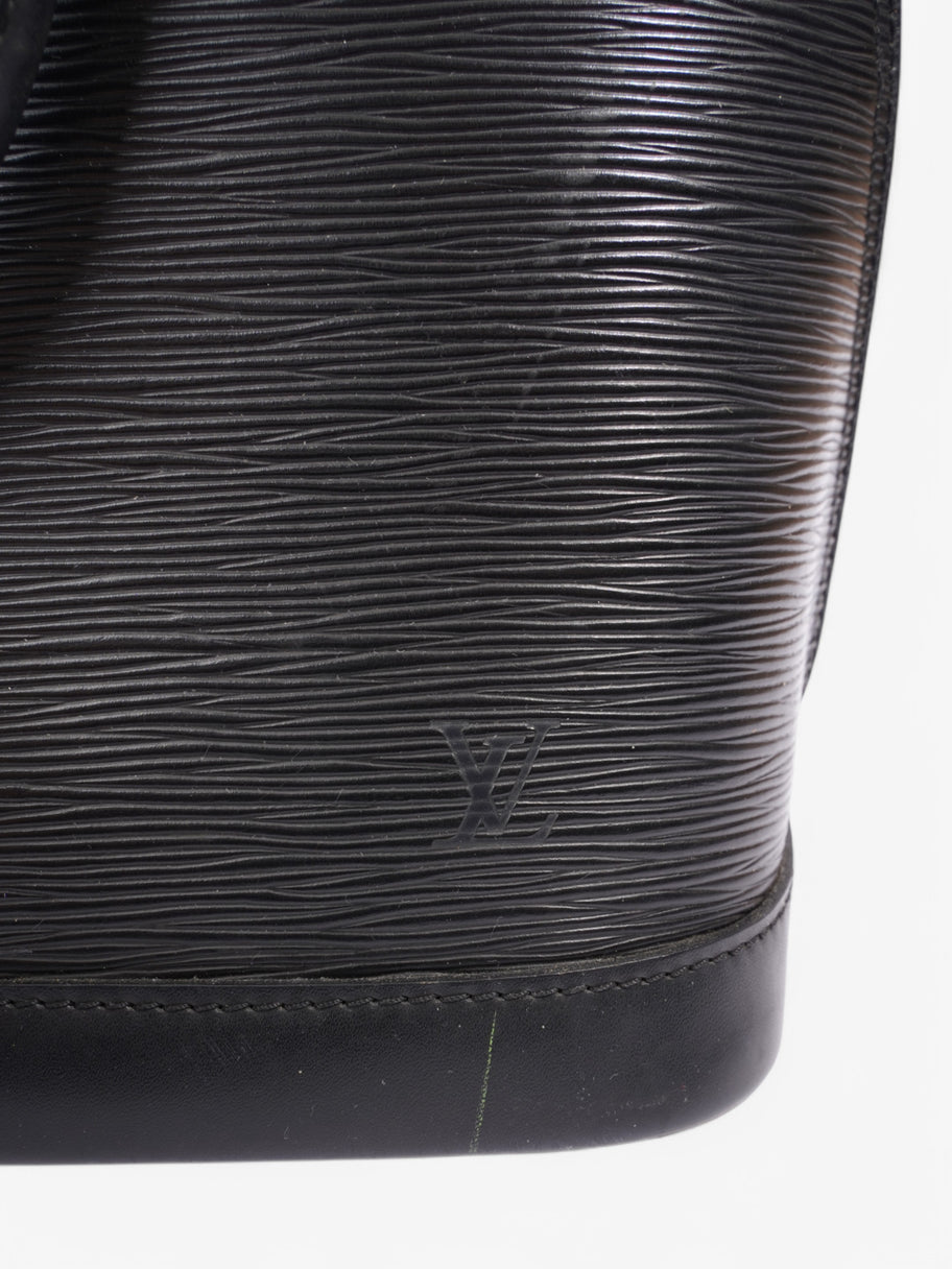 Louis Vuitton Alma Black Epi Leather PM Image 7