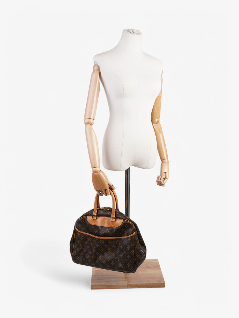 Louis Vuitton Deauville Monogram Coated Canvas Image 2