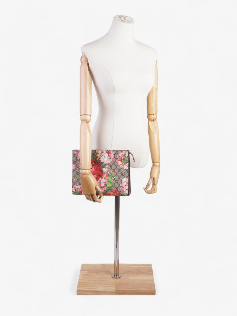 Gucci Cosmetic Case GG Supreme / GG Bloom / Antique Rose Coated Canvas Large Image 2