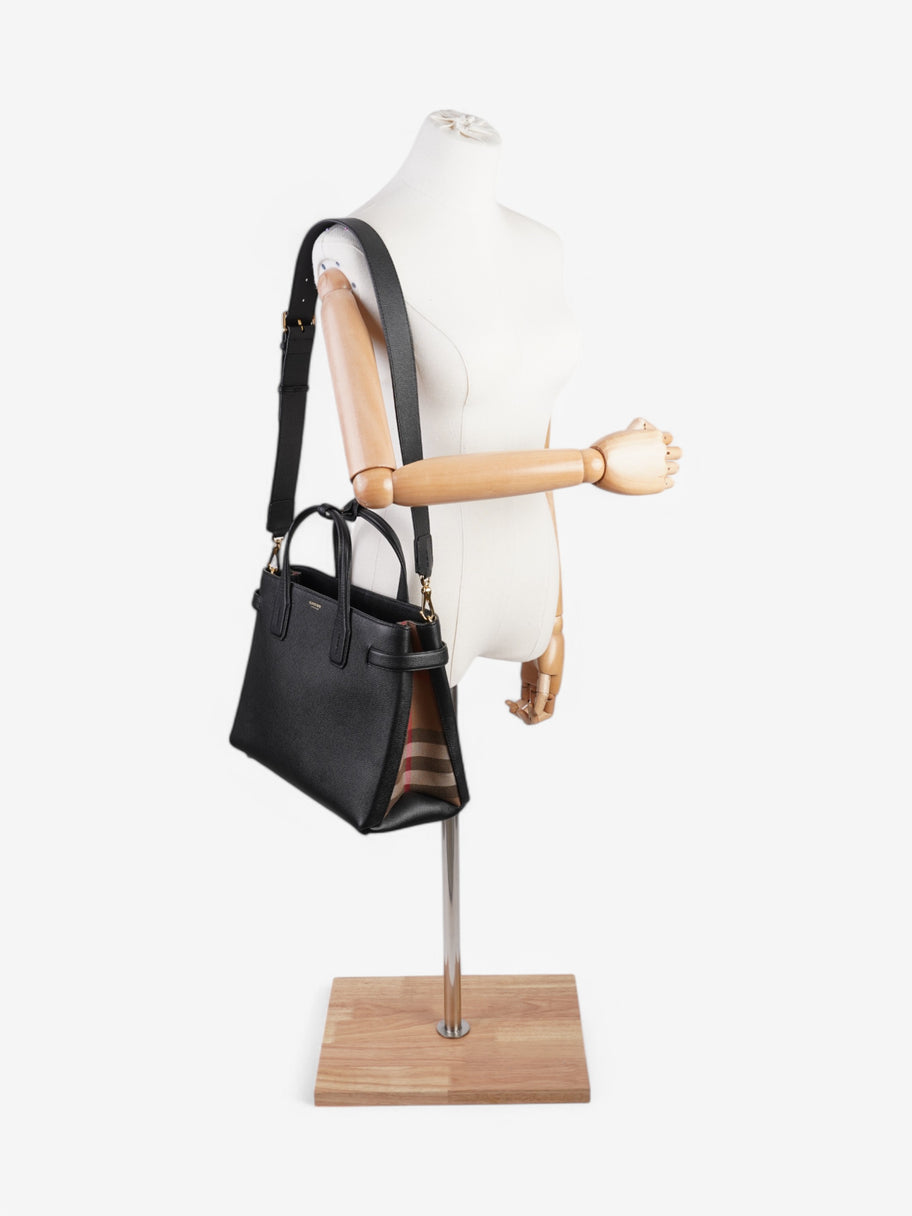 Burberry Shoulder Bag Black Leather Image 2