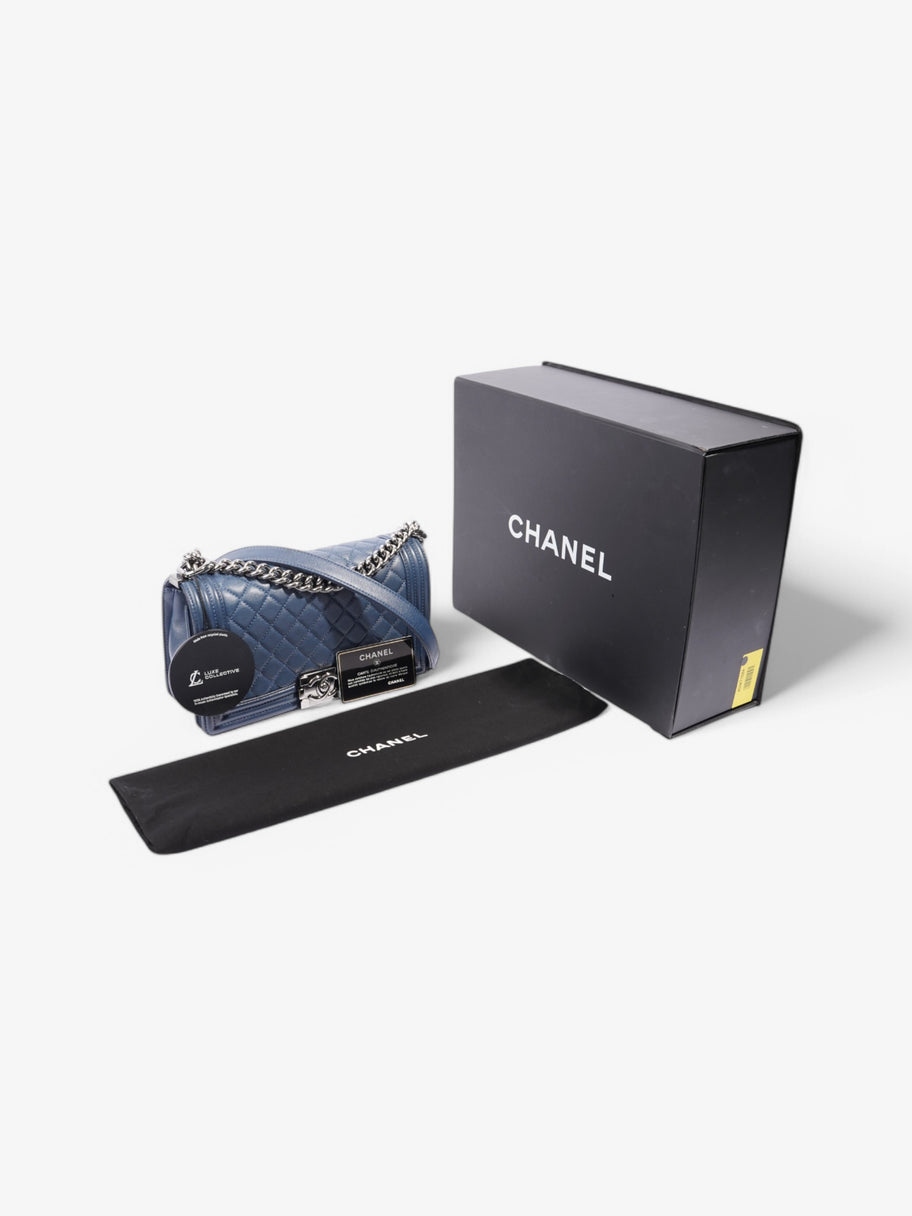 Chanel Boy Bag Blue Calfskin Leather Medium Image 10