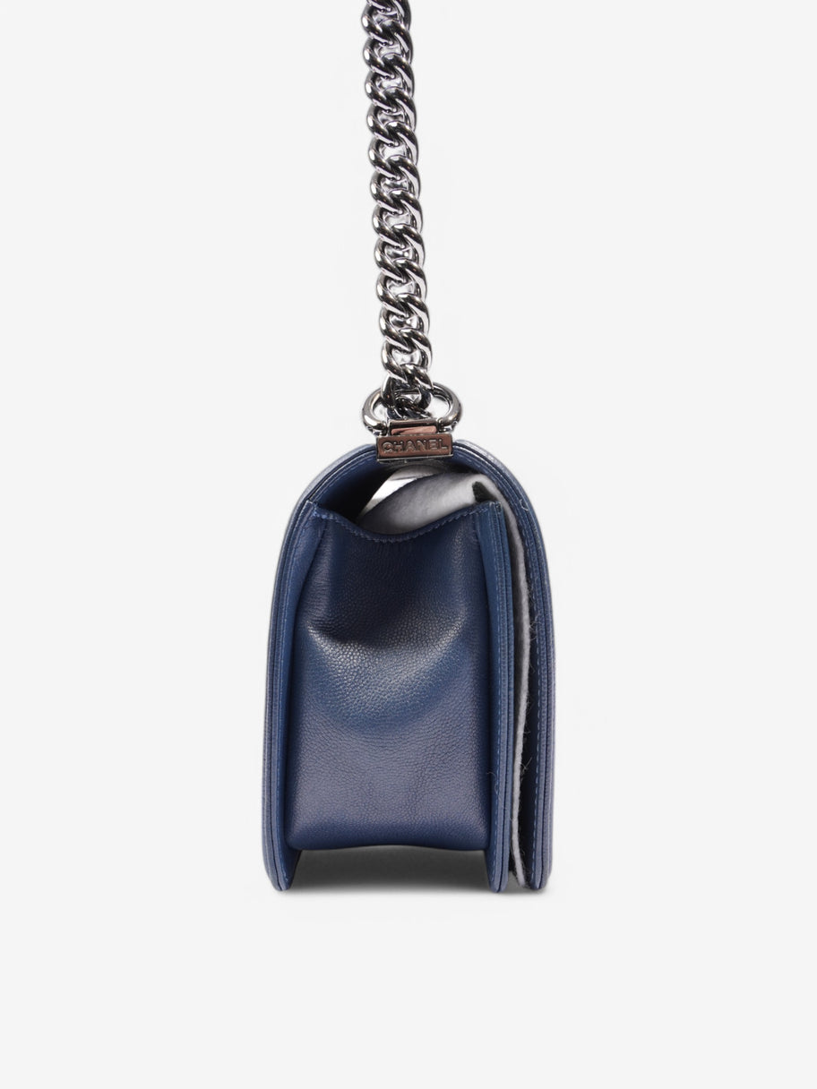 Chanel Boy Bag Blue Calfskin Leather Medium Image 5