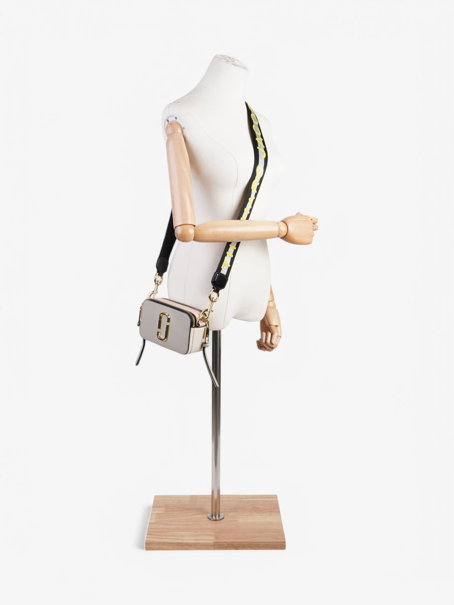 Marc Jacobs Snapshot Bag Beige  / White / Pink Leather Image 2