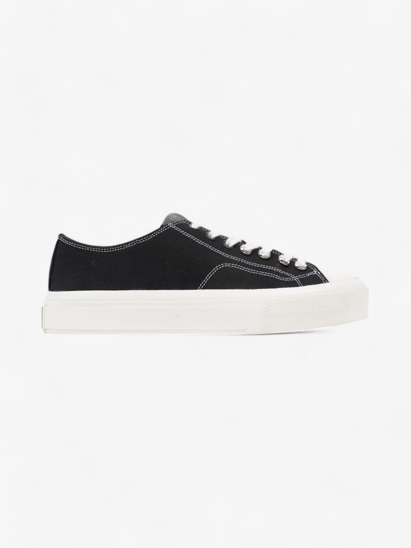  Givenchy City Low-top Sneakers Black / White Canvas EU 39 UK 6
