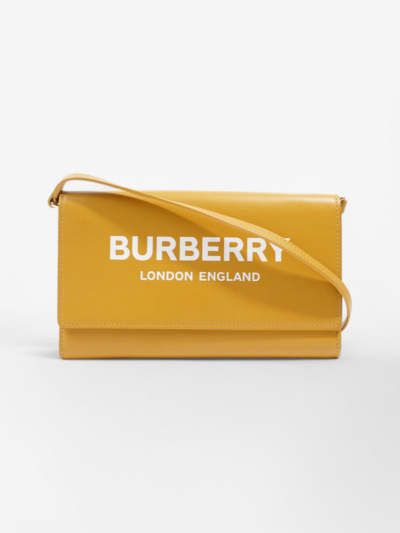  Burberry Burberry Sling Bag Caramel / White Leather