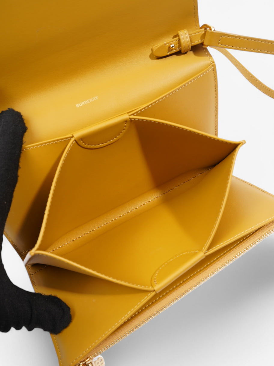 Burberry Burberry Sling Bag Caramel / White Leather Image 9