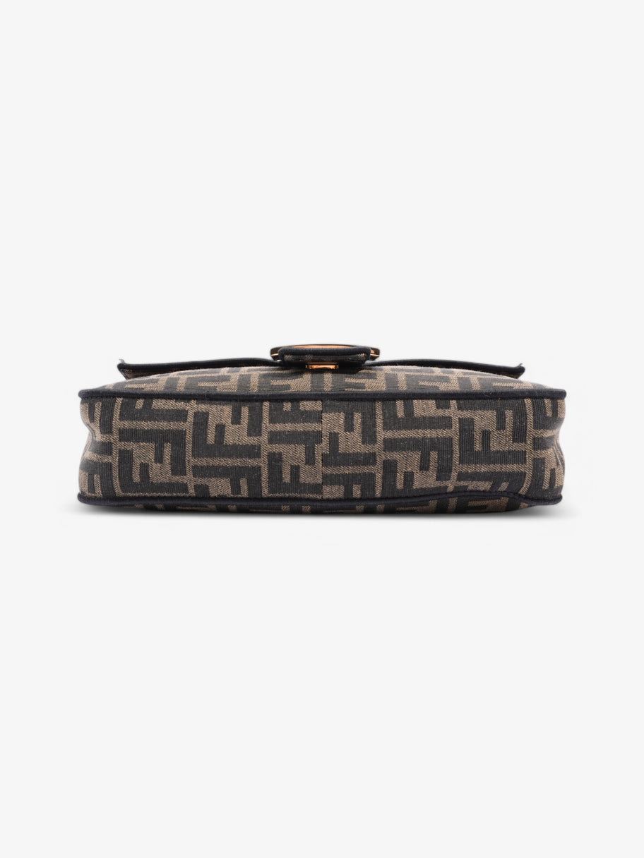 Fendi Baguette Brown Canvas Medium Image 6